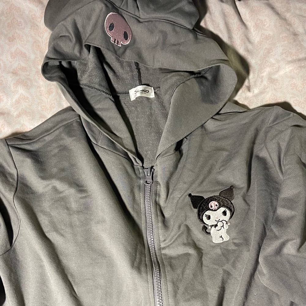 Sanrio Kuromi Gray Zip Up Sweater - Picture 6 of 9
